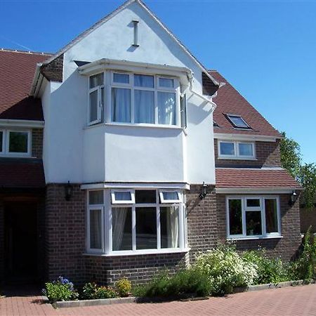 Alington House Bed & Breakfast CBG Eksteriør bilde
