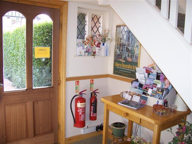 Alington House Bed & Breakfast CBG Eksteriør bilde