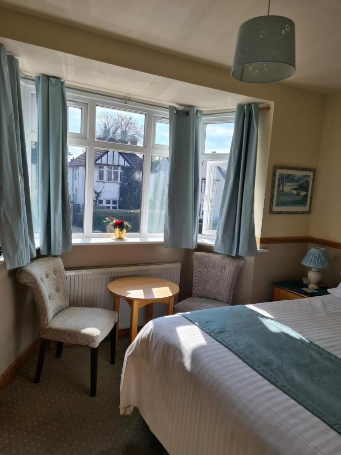 Alington House Bed & Breakfast CBG Eksteriør bilde