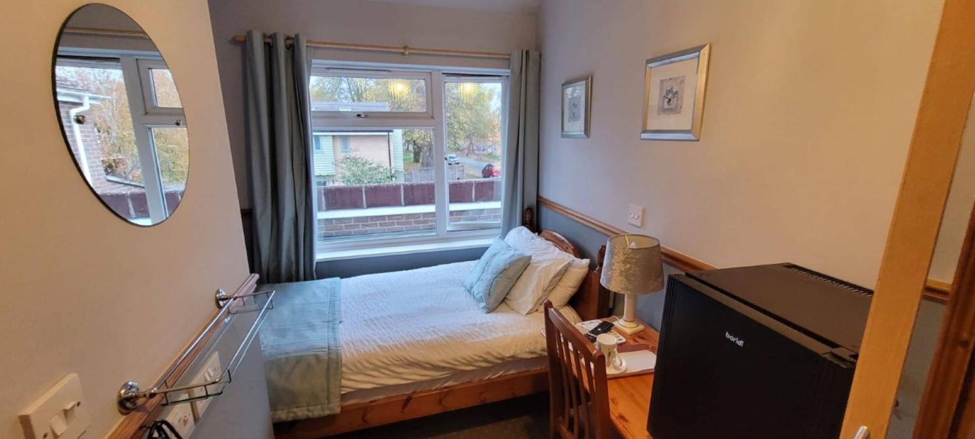 Alington House Bed & Breakfast CBG Eksteriør bilde