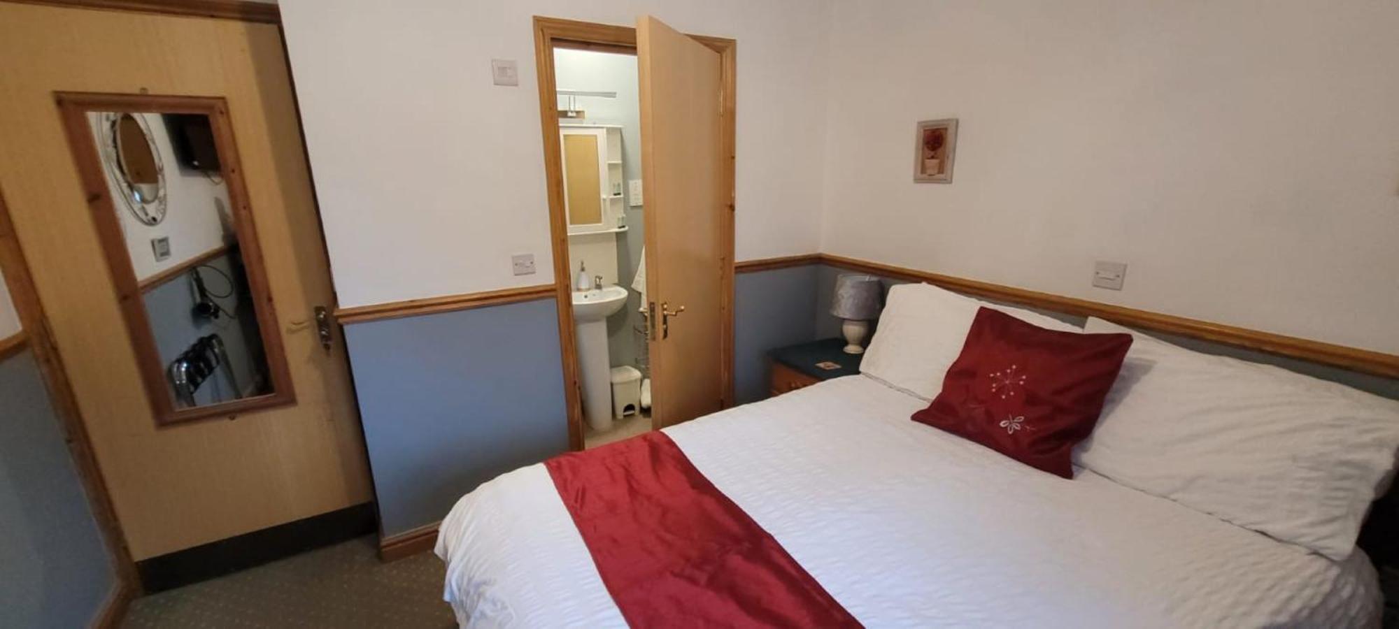 Alington House Bed & Breakfast CBG Eksteriør bilde